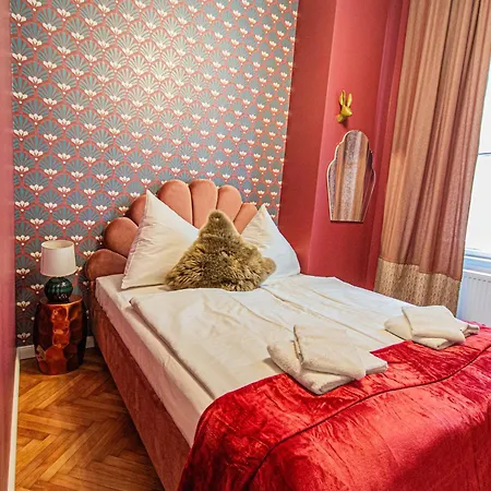 4bdr Old Town Flat By Church Of St Anne Διαμέρισμα