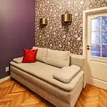 4bdr Old Town Flat By Church Of St Anne Apartman *