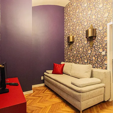 דירה 4bdr Old Town Flat By Church Of St Anne