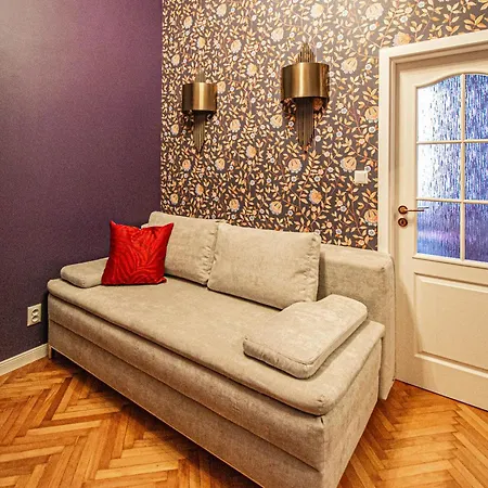 4bdr Old Town Flat By Church Of St Anne דירה *