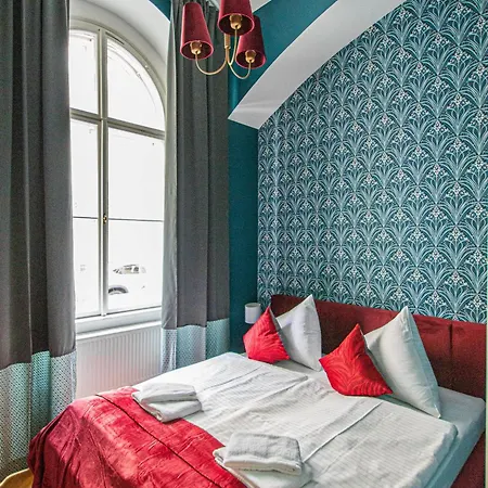 4bdr Old Town Flat By Church Of St Anne דירה