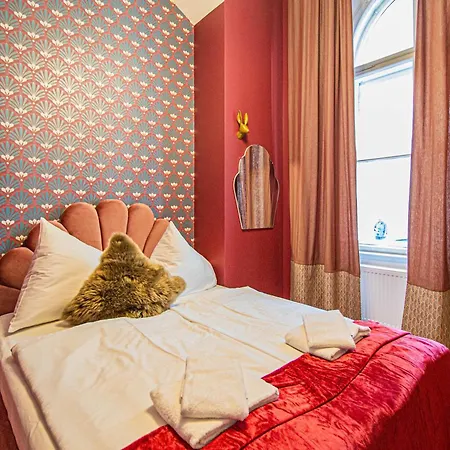 דירה 4bdr Old Town Flat By Church Of St Anne