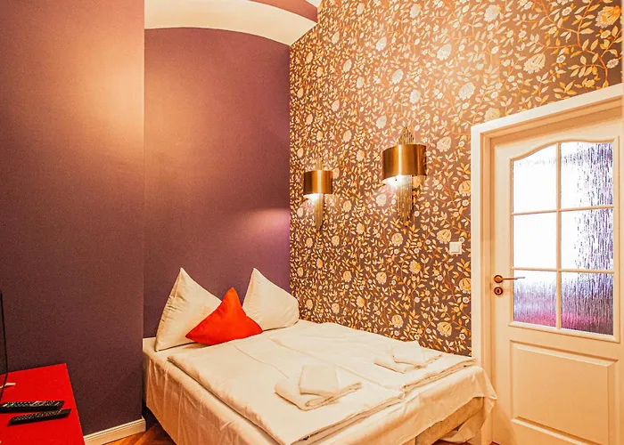 4bdr Old Town Flat By Church Of St Anne Praha