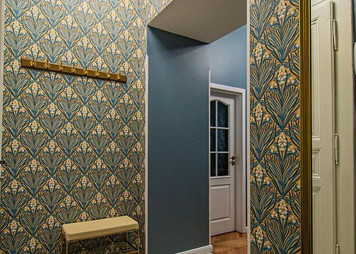 4bdr Old Town Flat By Church Of St Anne Apartmán *